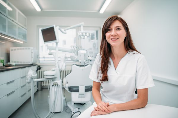 Finding A Dentist Near Me For Emergency Care